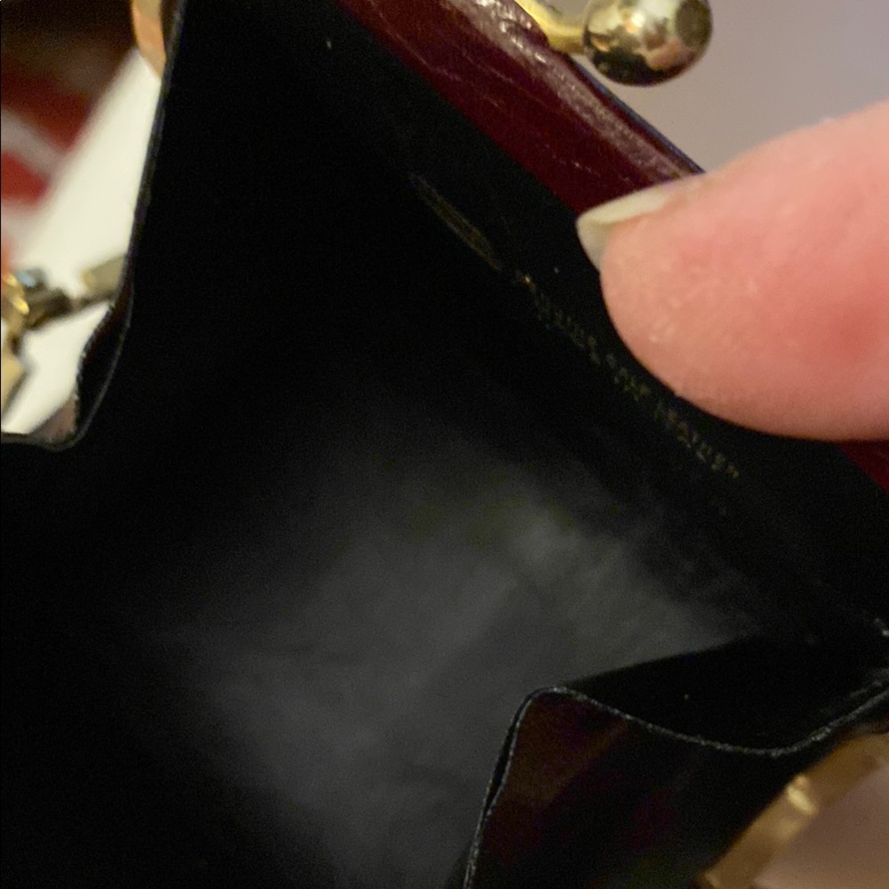 Elegant Brown Leather Coin Purse with Gold Accents. Vintage - Picture 8 of 9